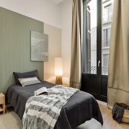 Baronissi - 2 Bedrooms And Terrace In Ciutat Vella Barcelona