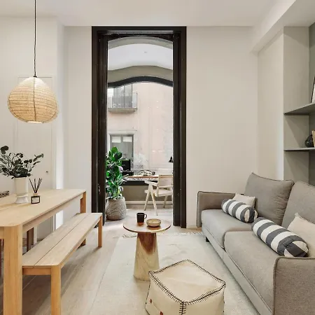 Apartamento Baronissi - 2 Bedrooms And Terrace In Ciutat Vella *
